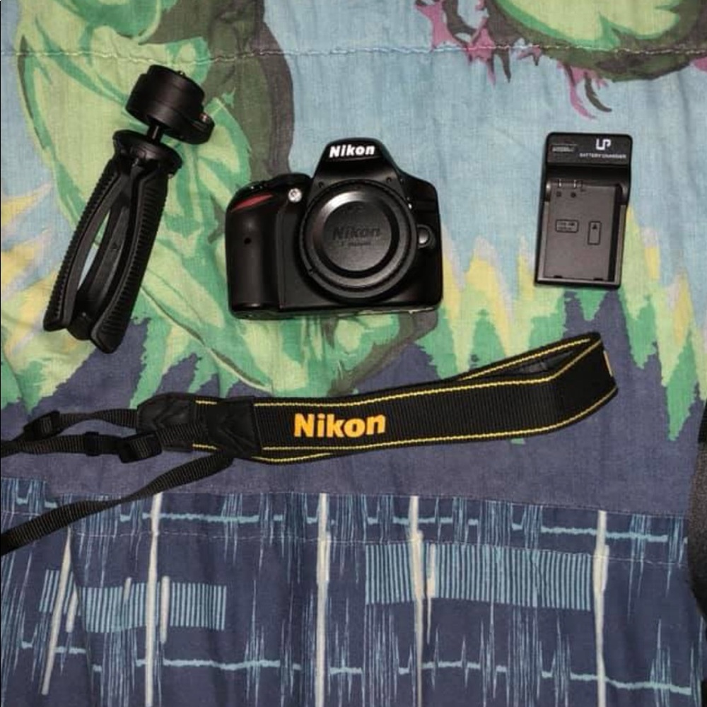 D3200 NIKON DSLR